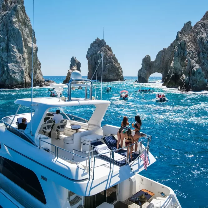 75 ft Ozean Luxe Charters, Rent Yacht Cabo, Cabo Yacht Charters, Private Yacht Cabo, Yate Los Cabos, Renta Yate Los Cabos(4)